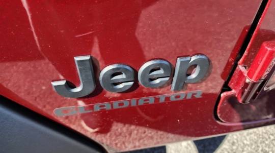 2022 jeep gladiator sport