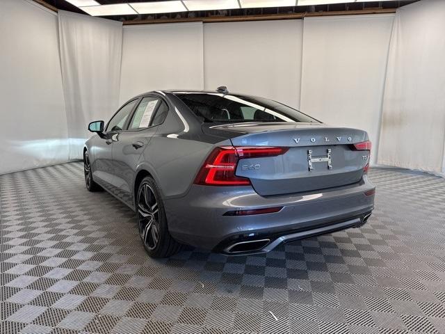 2021 volvo s60 t5 r-design