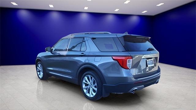 2022 ford explorer platinum