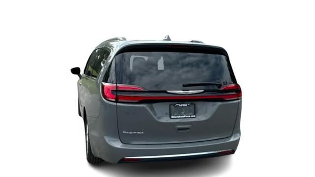 2022 chrysler pacifica touring-l