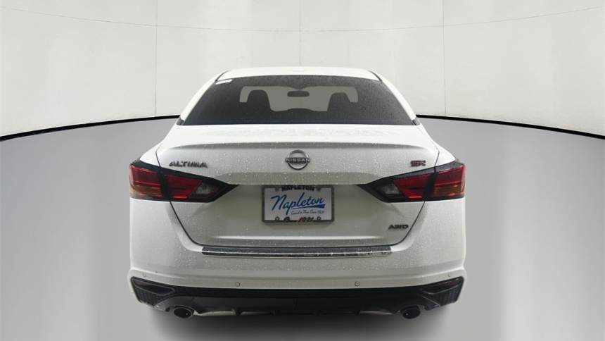 2023 nissan altima 2.5 sr