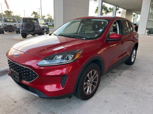 2021 ford escape se