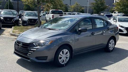 2024 Nissan Versa 1.6 s