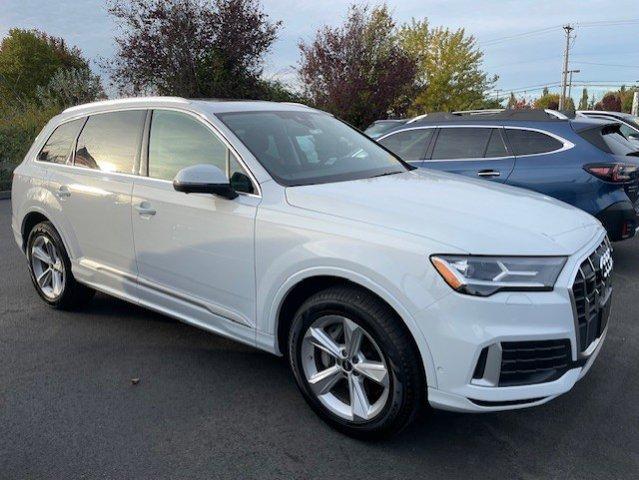 2023 audi q7 45 premium plus