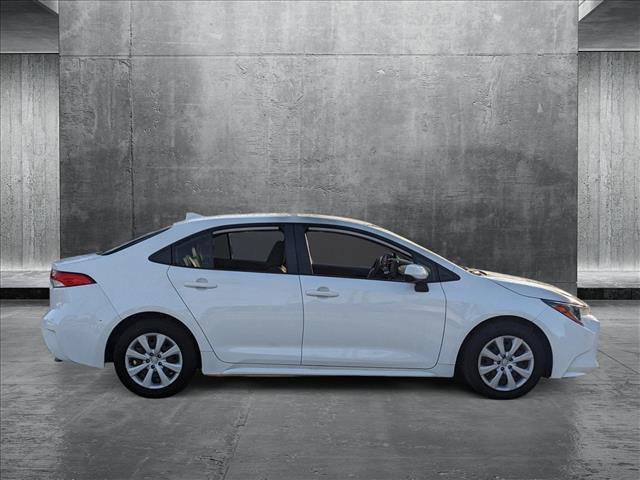 2022 toyota corolla le