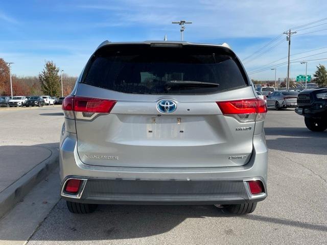 2019 toyota highlander hybrid limited