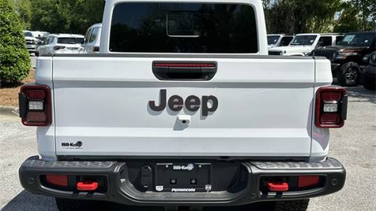 2024 Jeep Gladiator