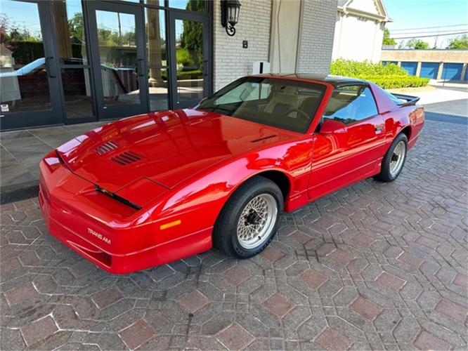 1986 pontiac firebird in shelby township, michigan