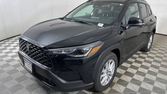2024 toyota corolla cross le