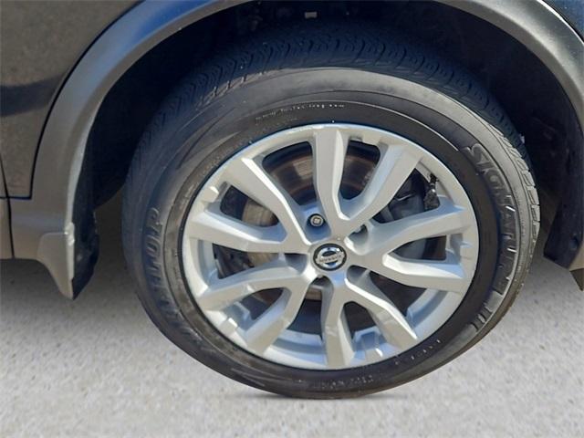 2020 nissan rogue sport sv