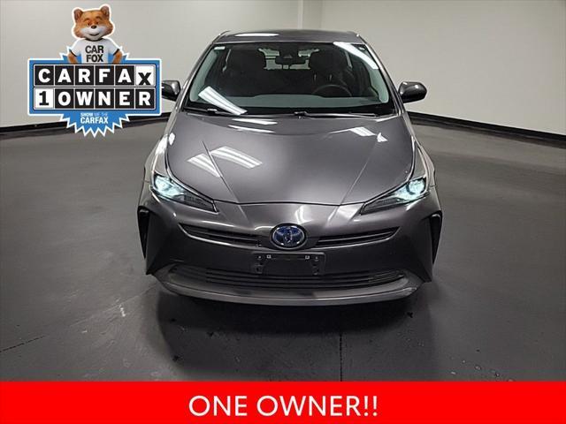 2022 toyota prius l