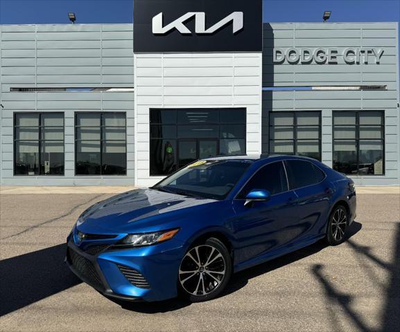 2018 toyota camry se