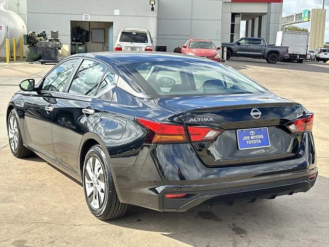 2024 nissan altima s fwd