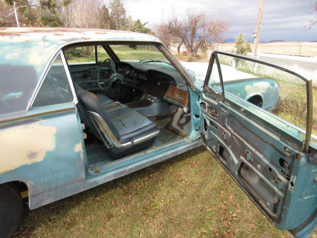 1962 ford*thunderbird*project car*california survivor*no engine or trany* solid