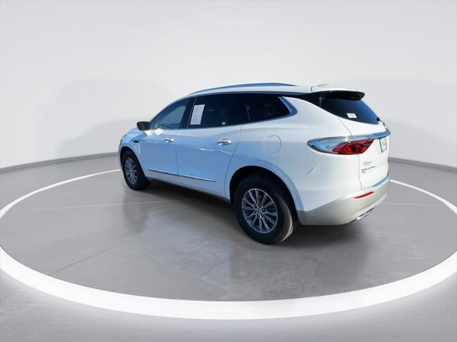 2023 buick enclave essence awd