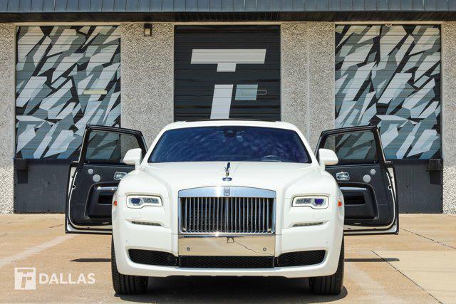 2017 rolls-royce ghost