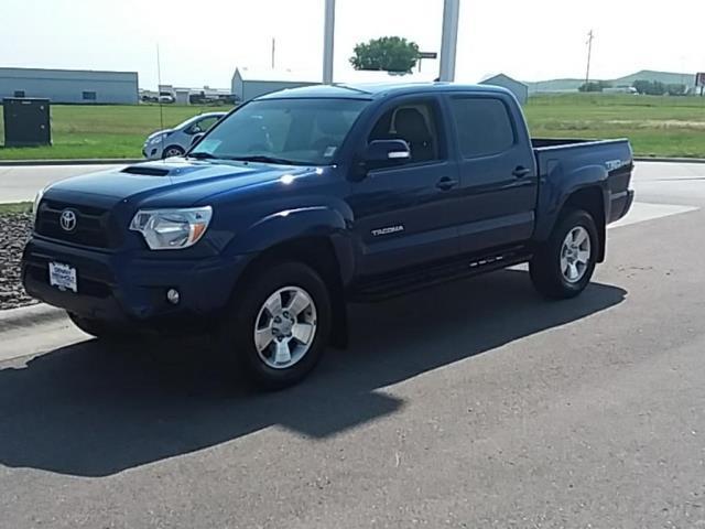 2015 toyota tacoma v6 4x4 v6 4dr double cab 5.0 ft sb 5a for sale in jolly acres, south dakota