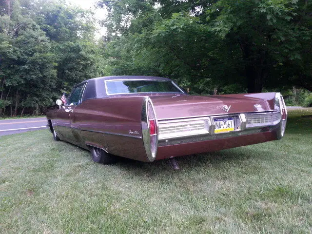 1967 cadillac coupe deville, driver, straight body, low miles, runs good, clean