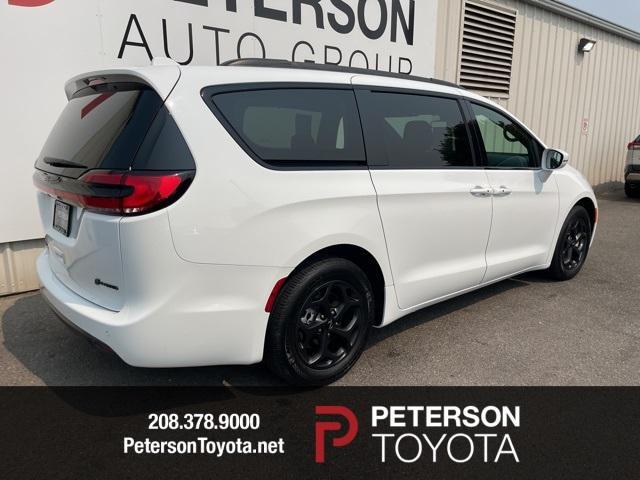 2021 chrysler pacifica hybrid touring