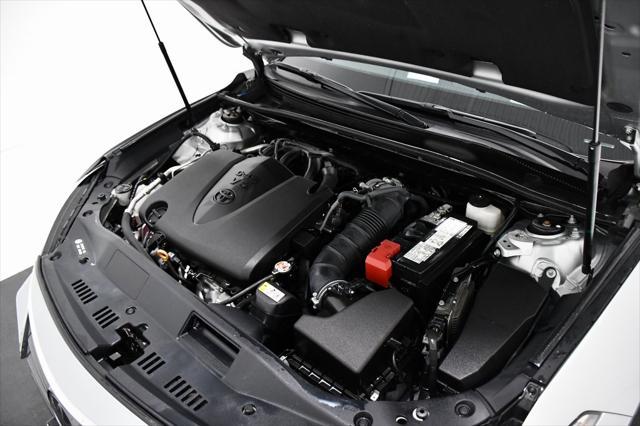 2021 toyota avalon xle