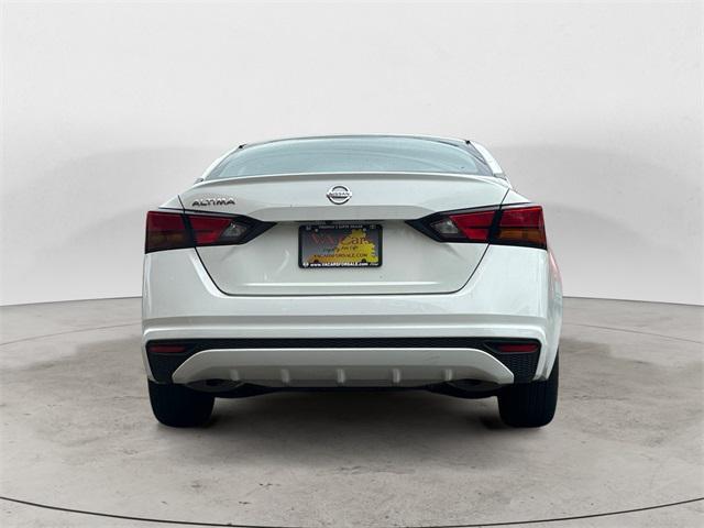 2022 nissan altima s fwd
