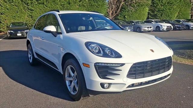 2017 porsche macan base