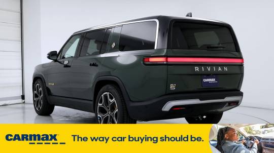 2023 Rivian R1S