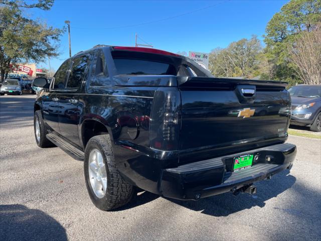 2011 chevrolet avalanche 1500 lt