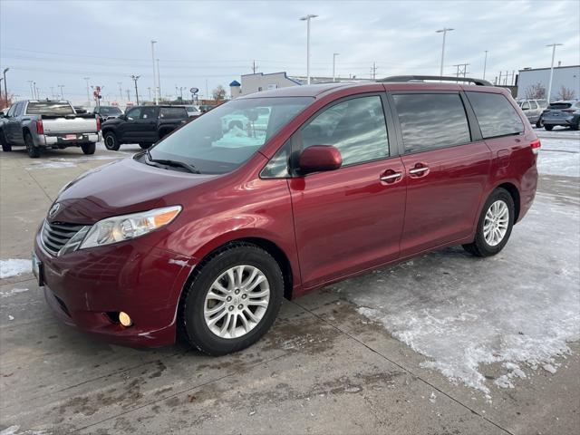 2011 toyota sienna xle