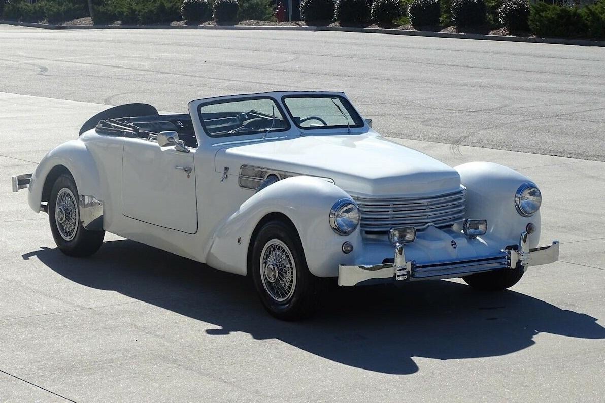1969 cord 812 phaeton royale replica