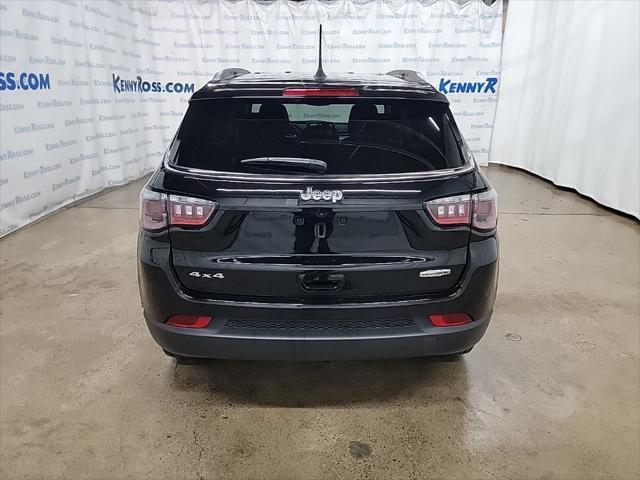 2022 jeep compass latitude lux