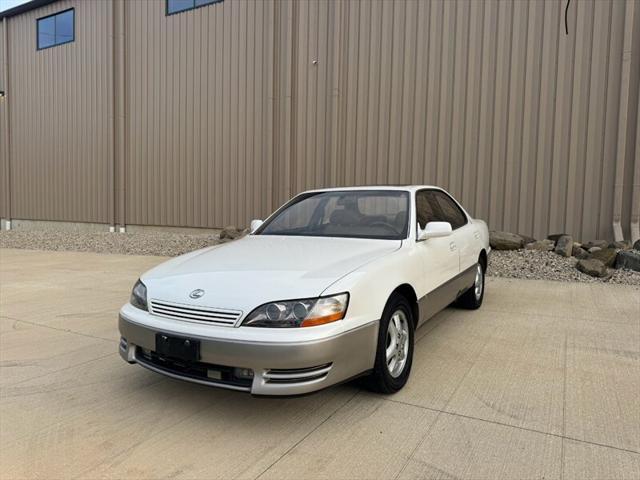 1995 lexus es 300 base