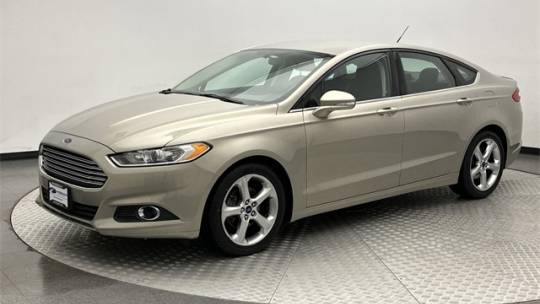 2015 ford fusion se