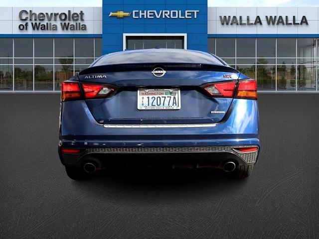 2023 nissan altima 2.0 sr