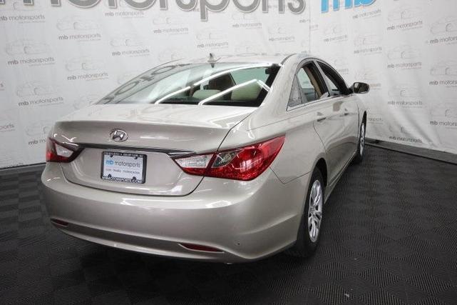 2011 hyundai sonata gls