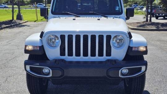 2023 Jeep Gladiator s