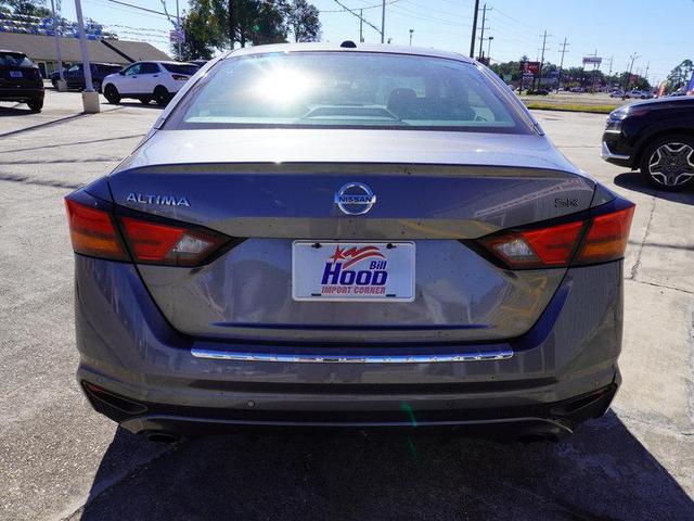 2022 nissan altima 2.5 sr