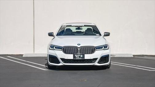 2022 bmw m550