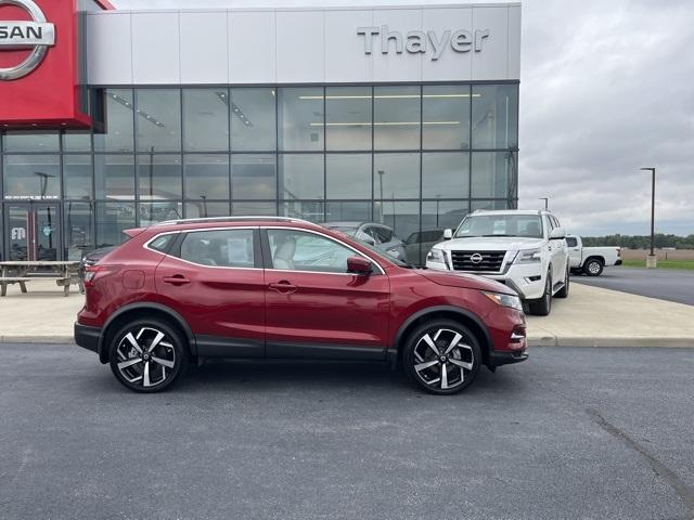 2022 nissan rogue sport sl
