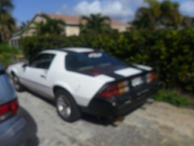 1986 chevy camaro this one you need to hear - (west palm beach in west palm beach, fl