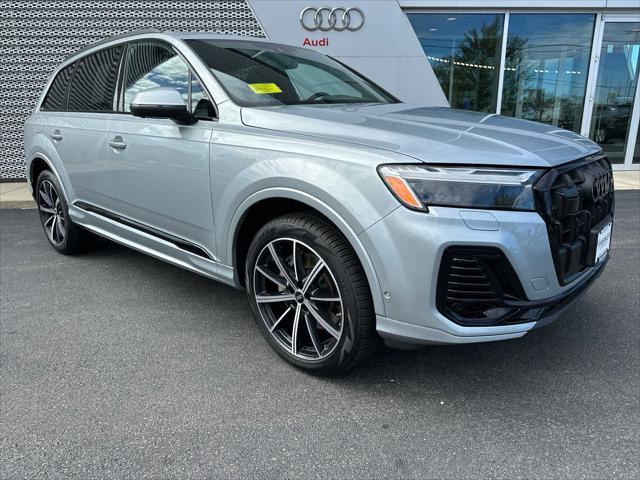 2025 audi q7 45 premium plus