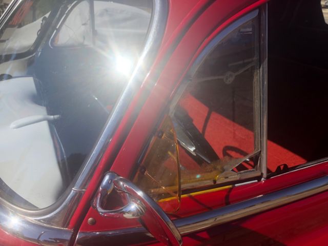 1950 pontiac silver streak 4 door sedan 8 cyl. flathead