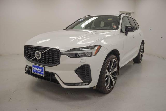 2022 volvo xc60 b6 r-design