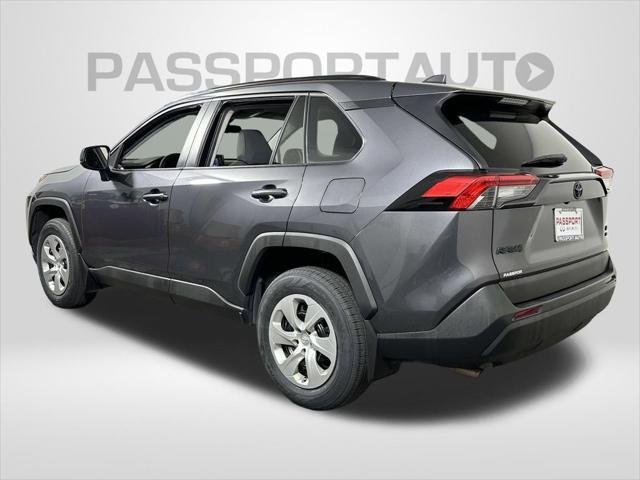 2021 toyota rav4 le