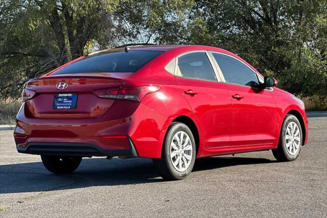 2020 hyundai accent se