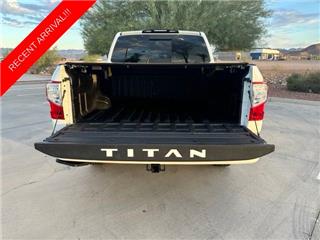 2023 Nissan Titan sv