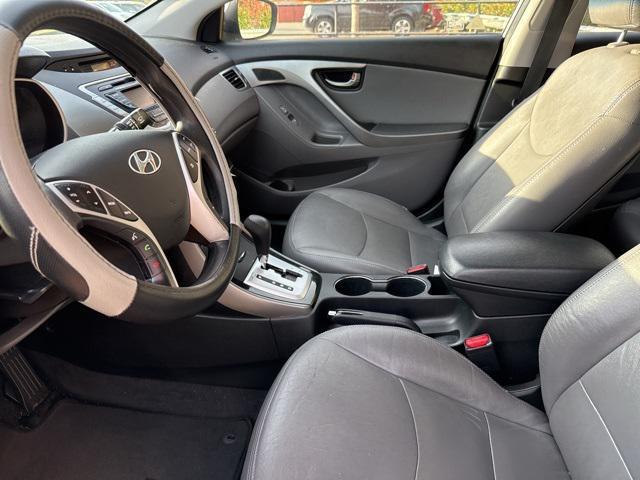 2012 hyundai elantra gls