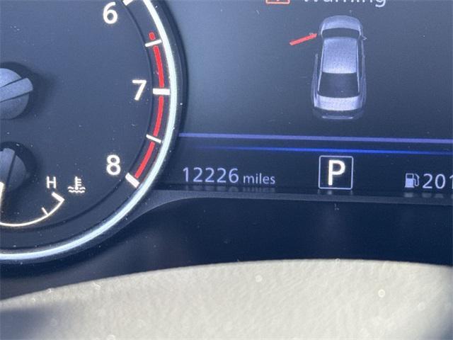 2023 nissan altima sr fwd