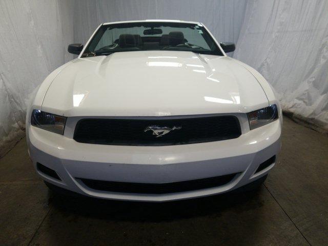 used 2012 ford mustang convertible kalamazoo, mi 49008 for sale in kalamazoo, michigan