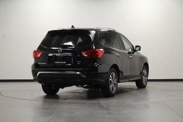 2019 nissan pathfinder sl
